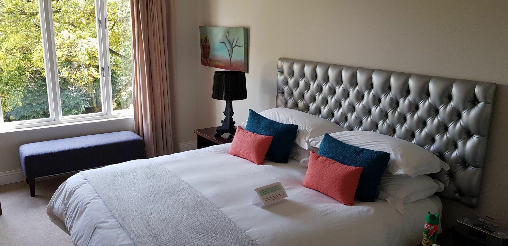 Q On First Guesthouse Johannesburg Esterno foto